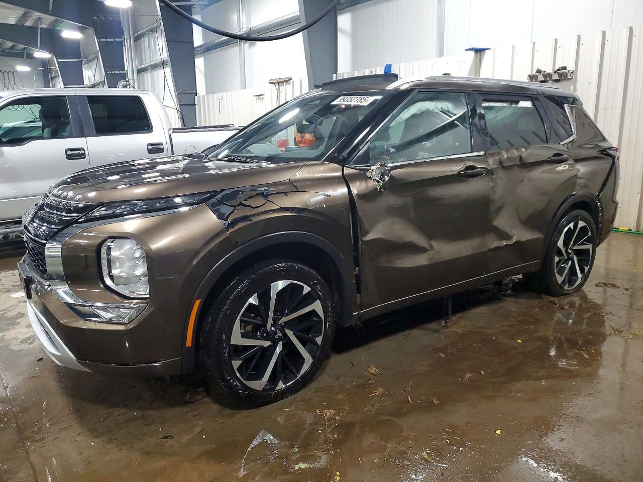 2022 Mitsubishi Outlander Sel