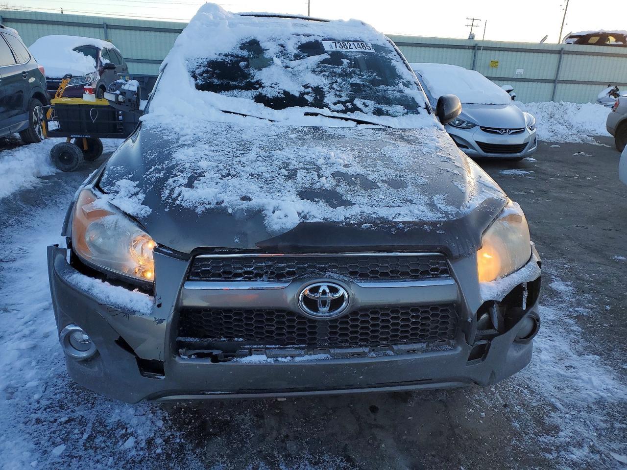 2009 Toyota Rav4 Limited - Image 5