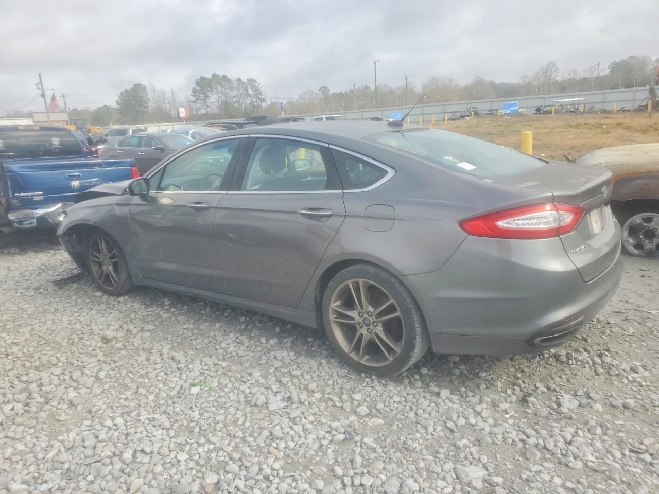 2013 Ford Fusion Titanium - Фото 2