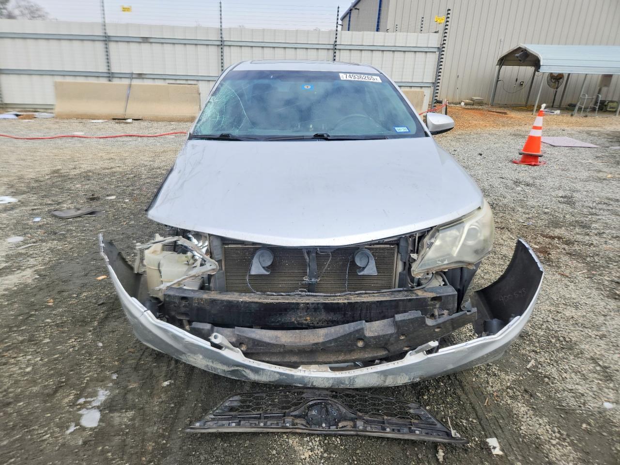 2013 Toyota Camry - Фото 5
