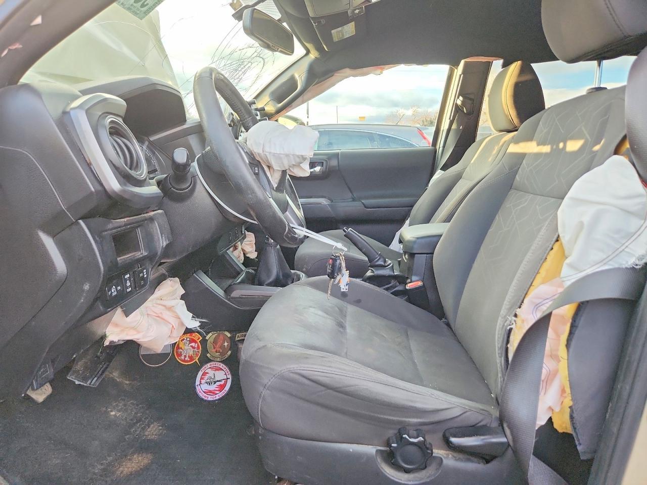 2016 Toyota Tacoma Trd Off-Road - Image 7