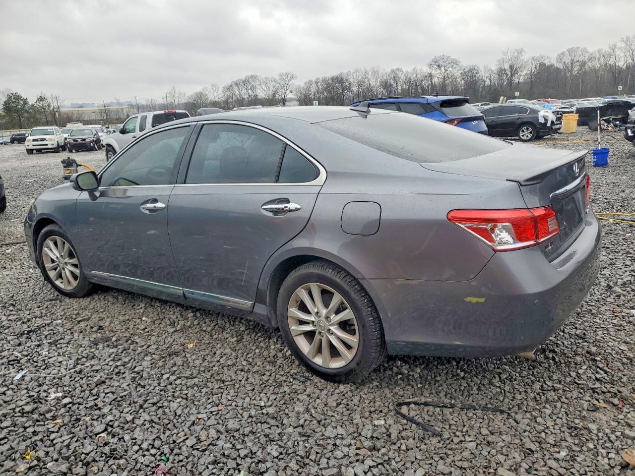 2012 Lexus Es 350 - Image 2