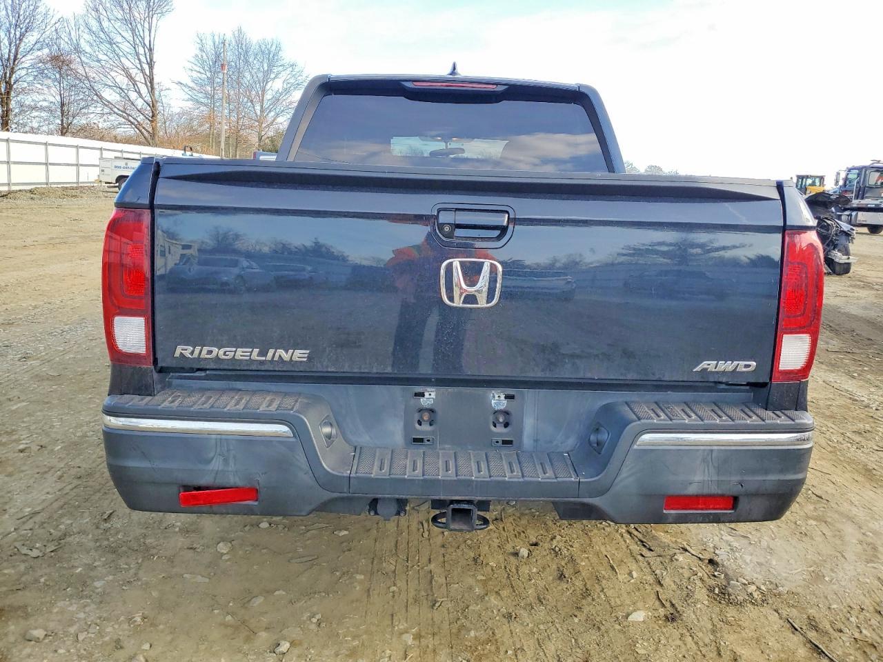 2017 Honda Ridgeline Sport - Фото 6