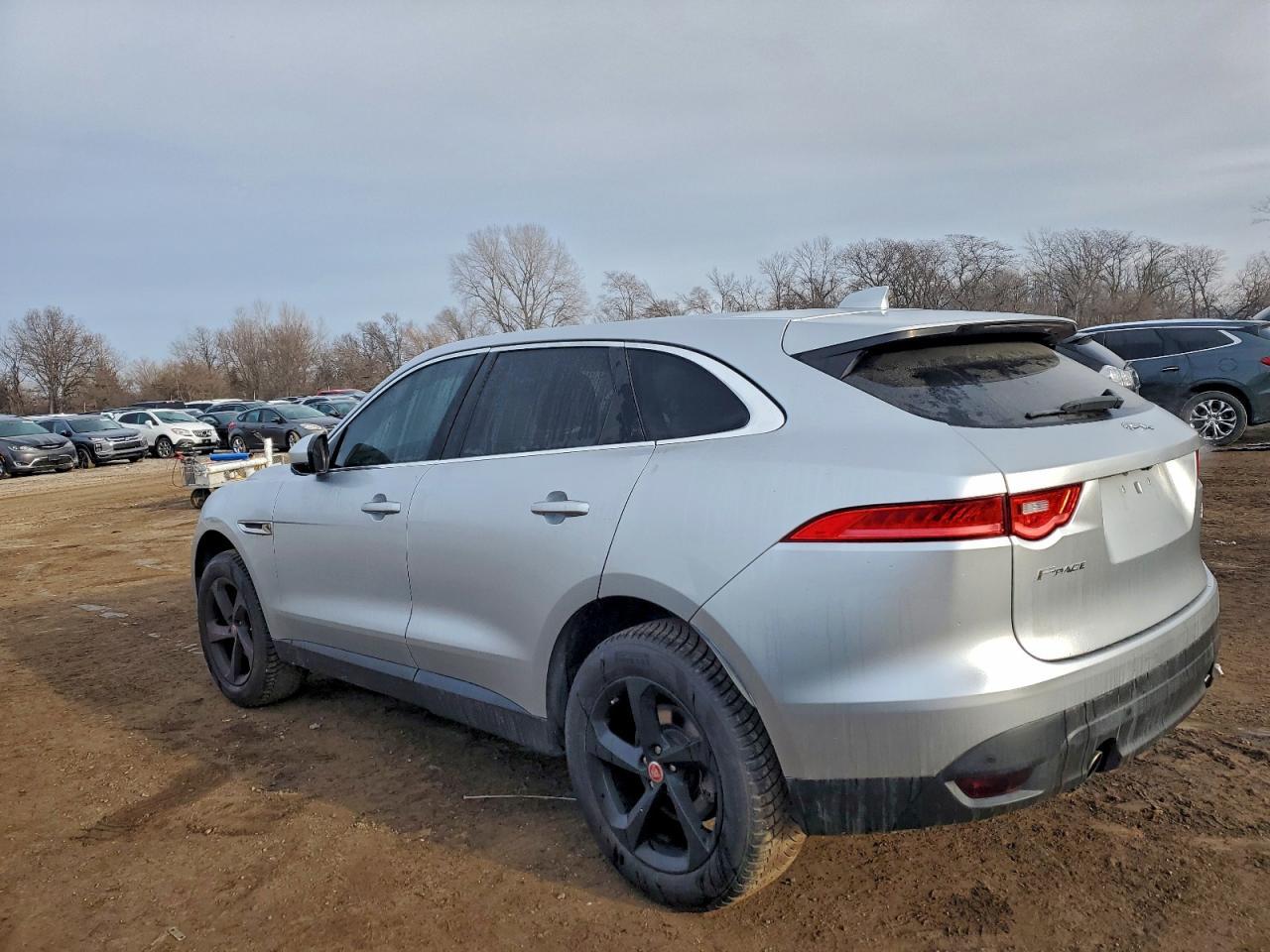2019 Jaguar F-Pace - Image 2
