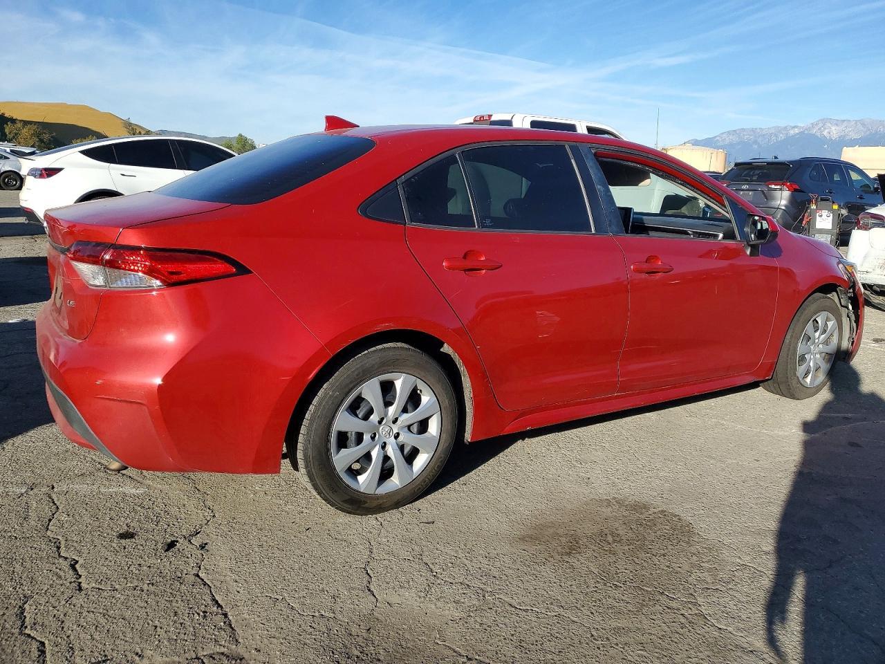 2020 Toyota Corolla Le - Image 3
