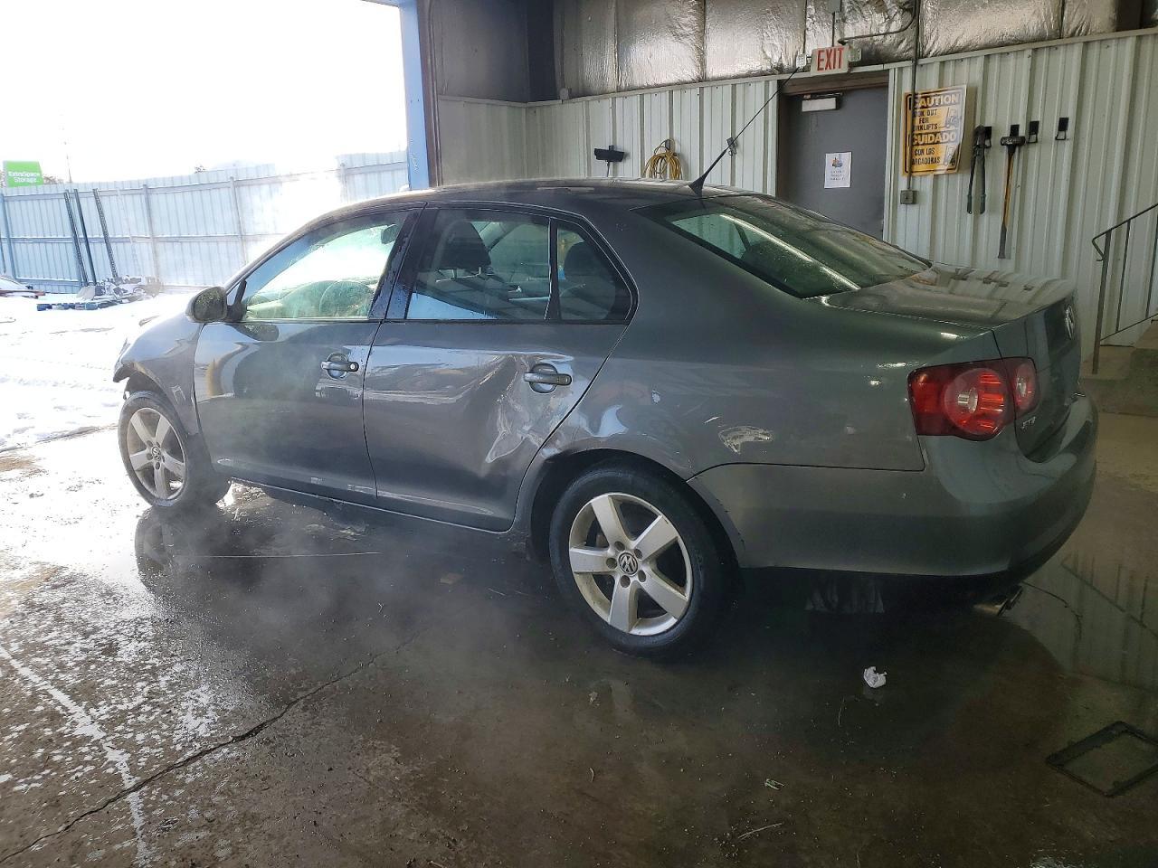 2008 Volkswagen Jetta S - Фото 2