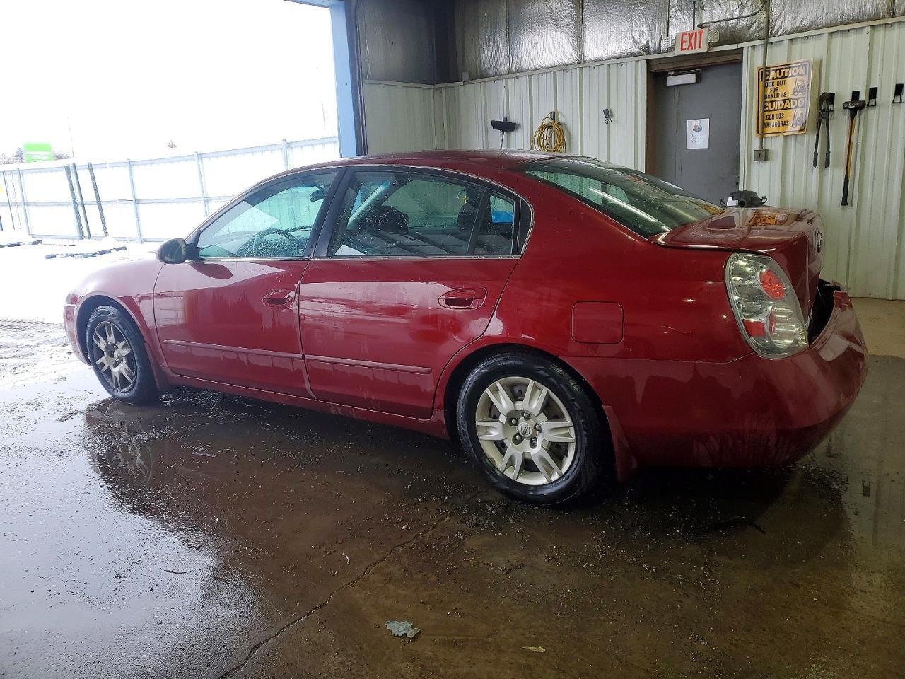 2005 Nissan Altima - Фото 2