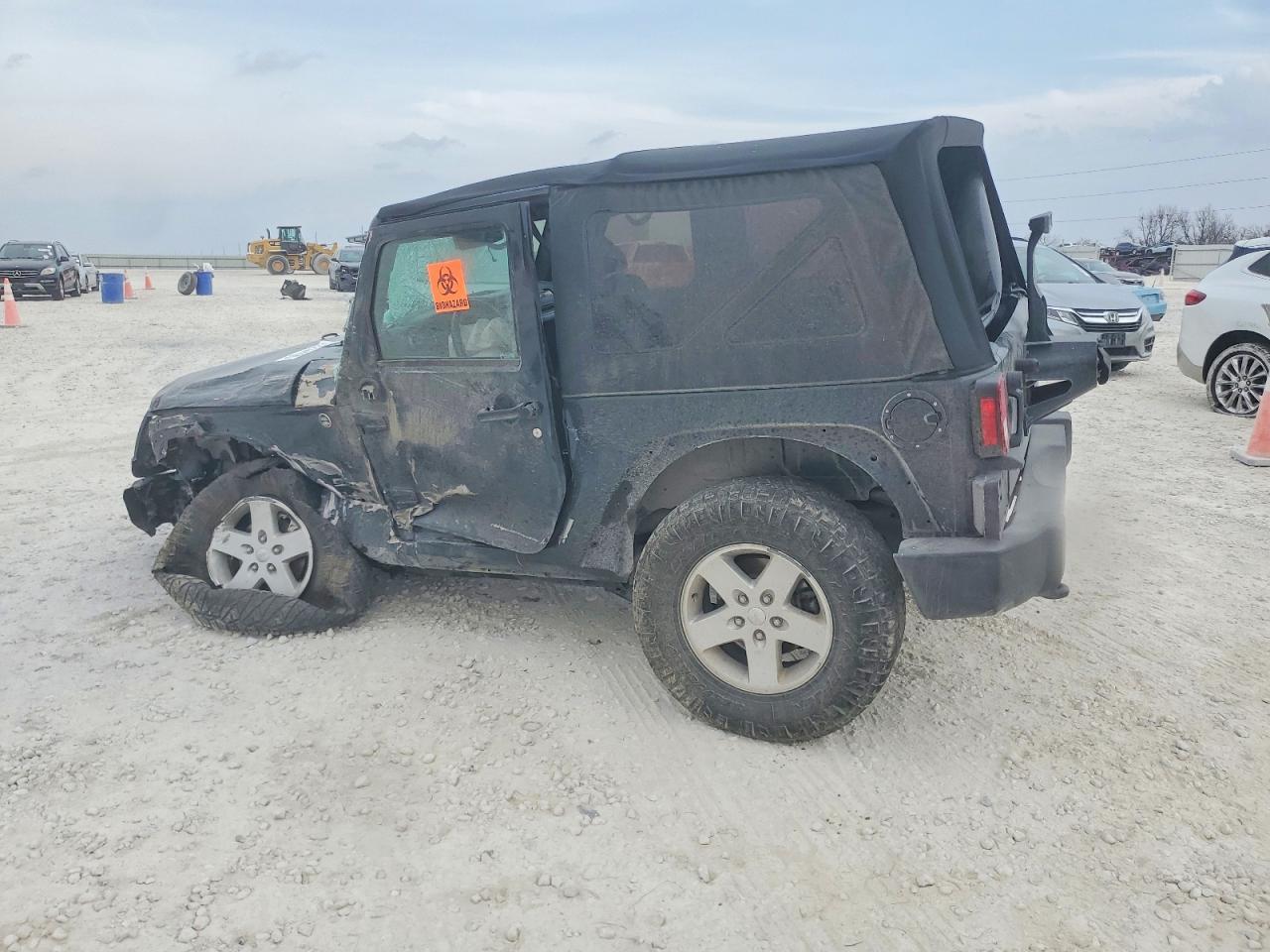 2018 Jeep Wrangler Sport - Фото 2