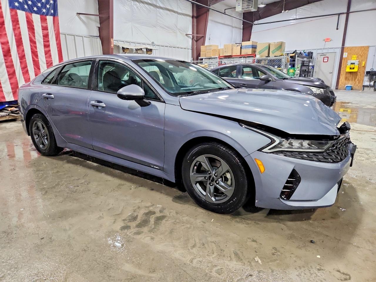 2022 Kia K5 Lx - Фото 4