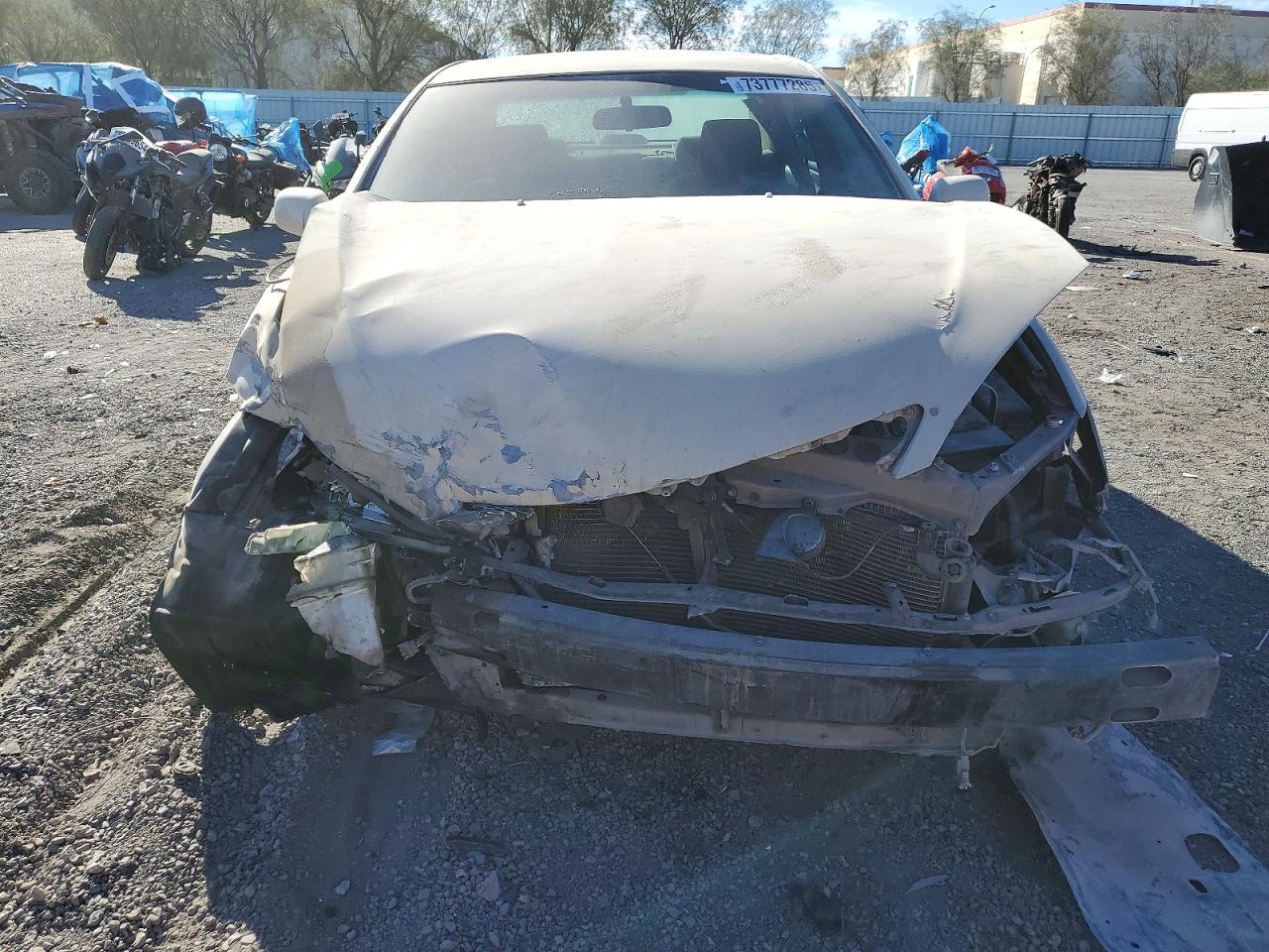 2004 Toyota Camry Le - Фото 5