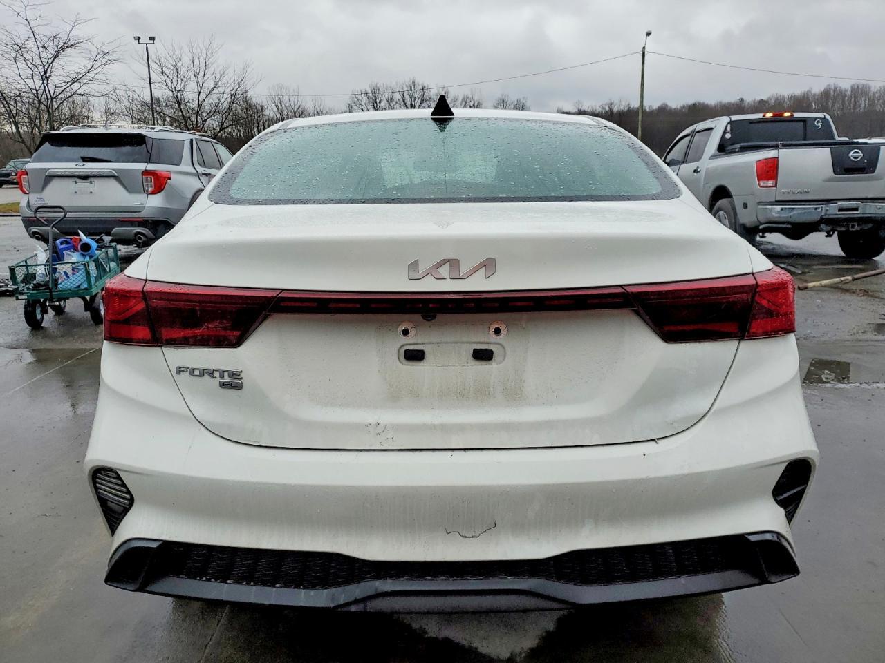 2023 Kia Forte Lx - Image 6