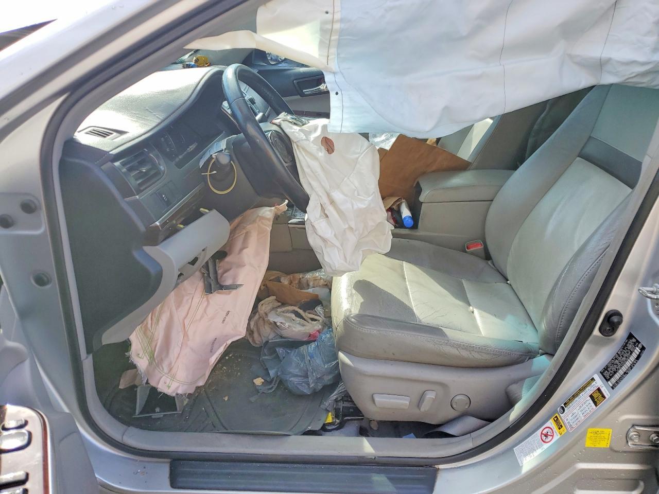 2012 Toyota Camry Xle - Image 7