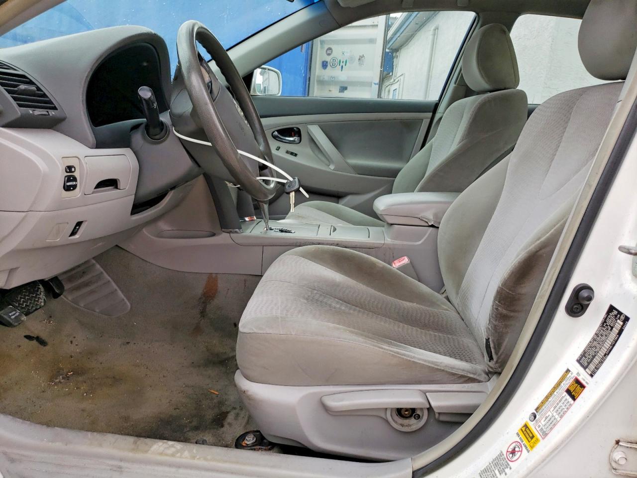 2010 Toyota Camry Base - Image 7