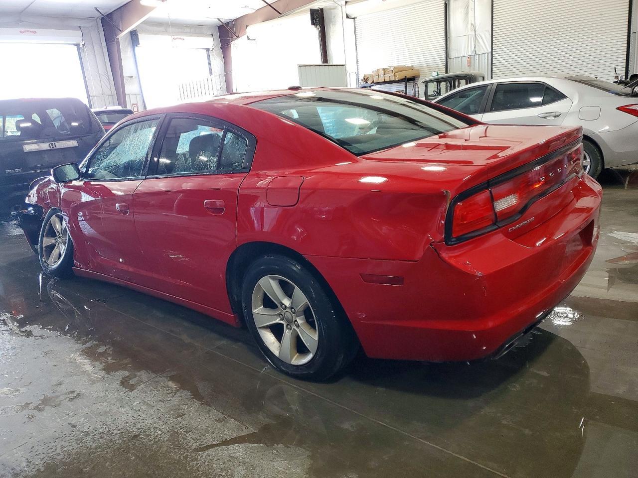 2013 Dodge Charger Se - Image 2