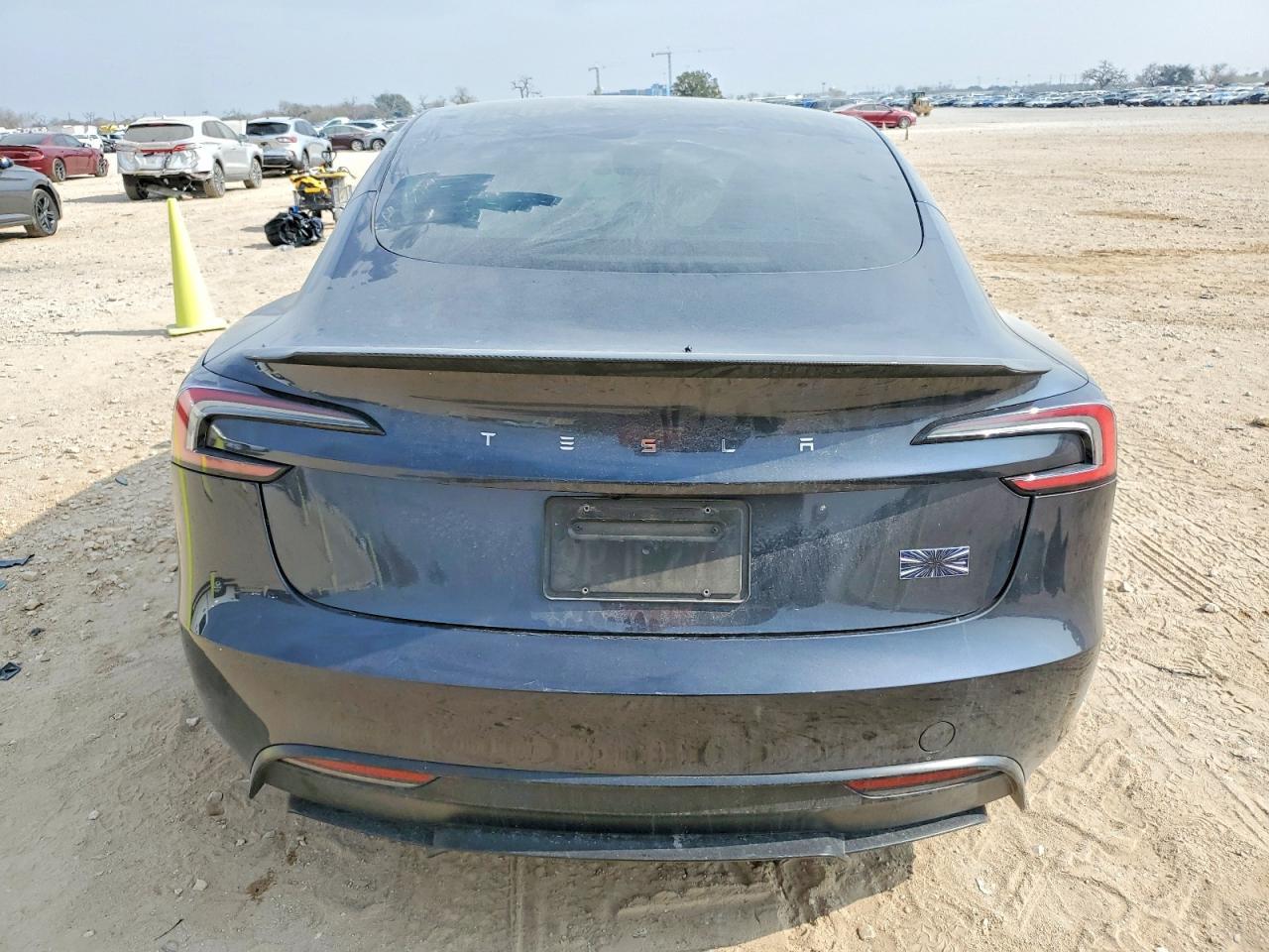2024 Tesla Model 3 - Фото 6
