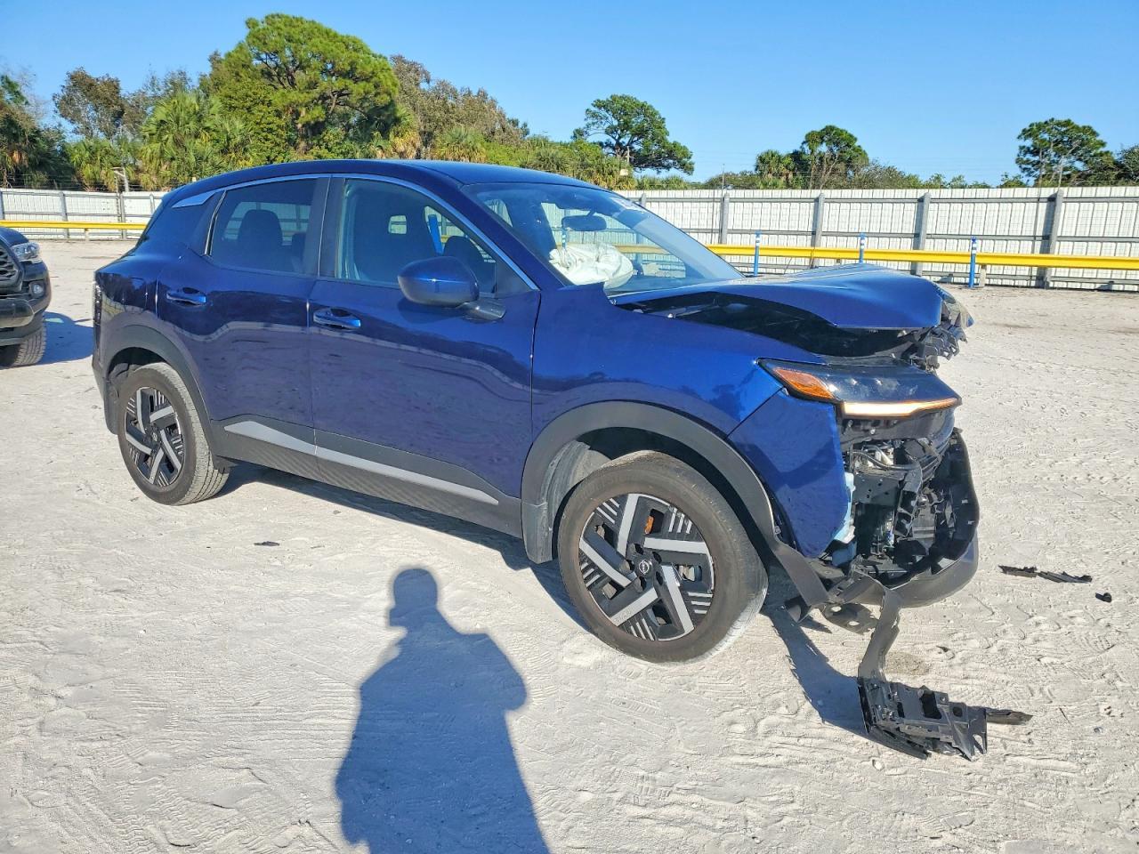 2025 Nissan Kicks Sv - Фото 4