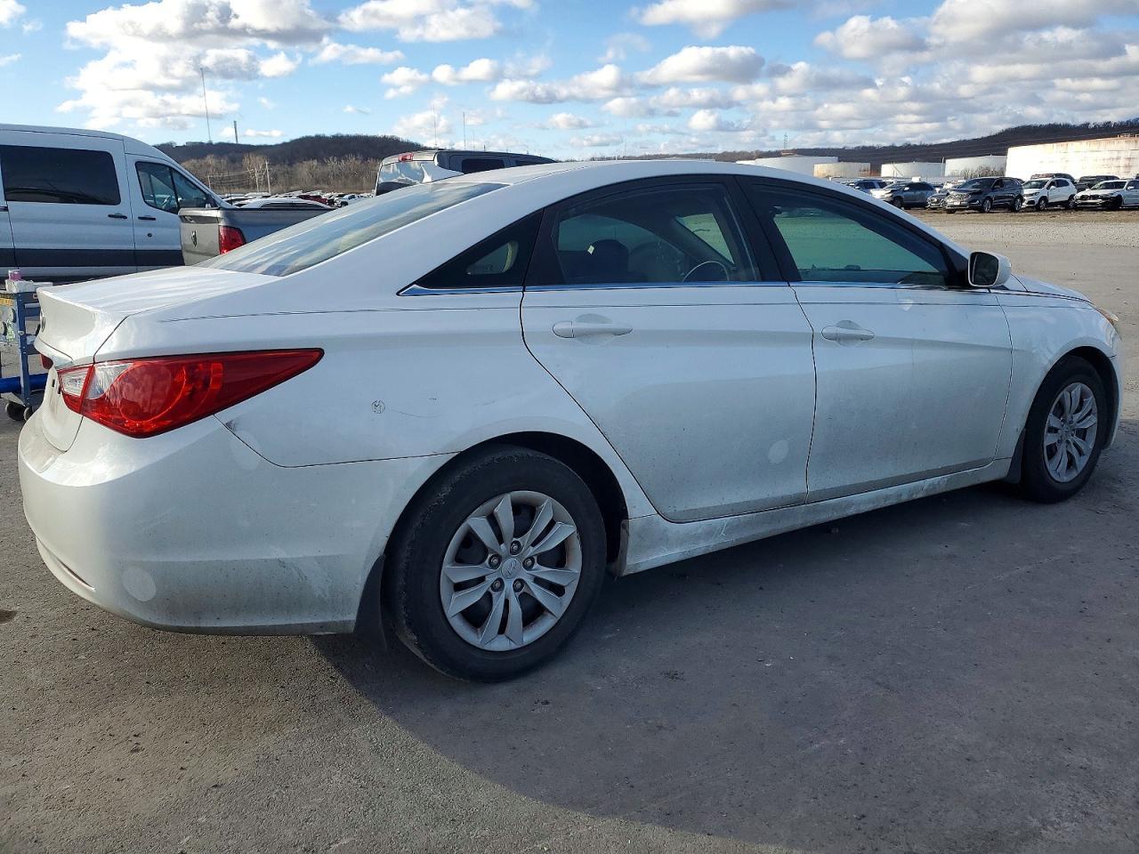 2013 Hyundai Sonata Gls - Фото 3