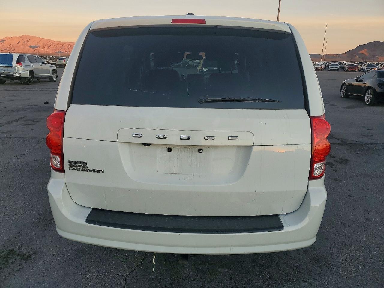 2018 Dodge Grand Caravan Sxt - Image 6