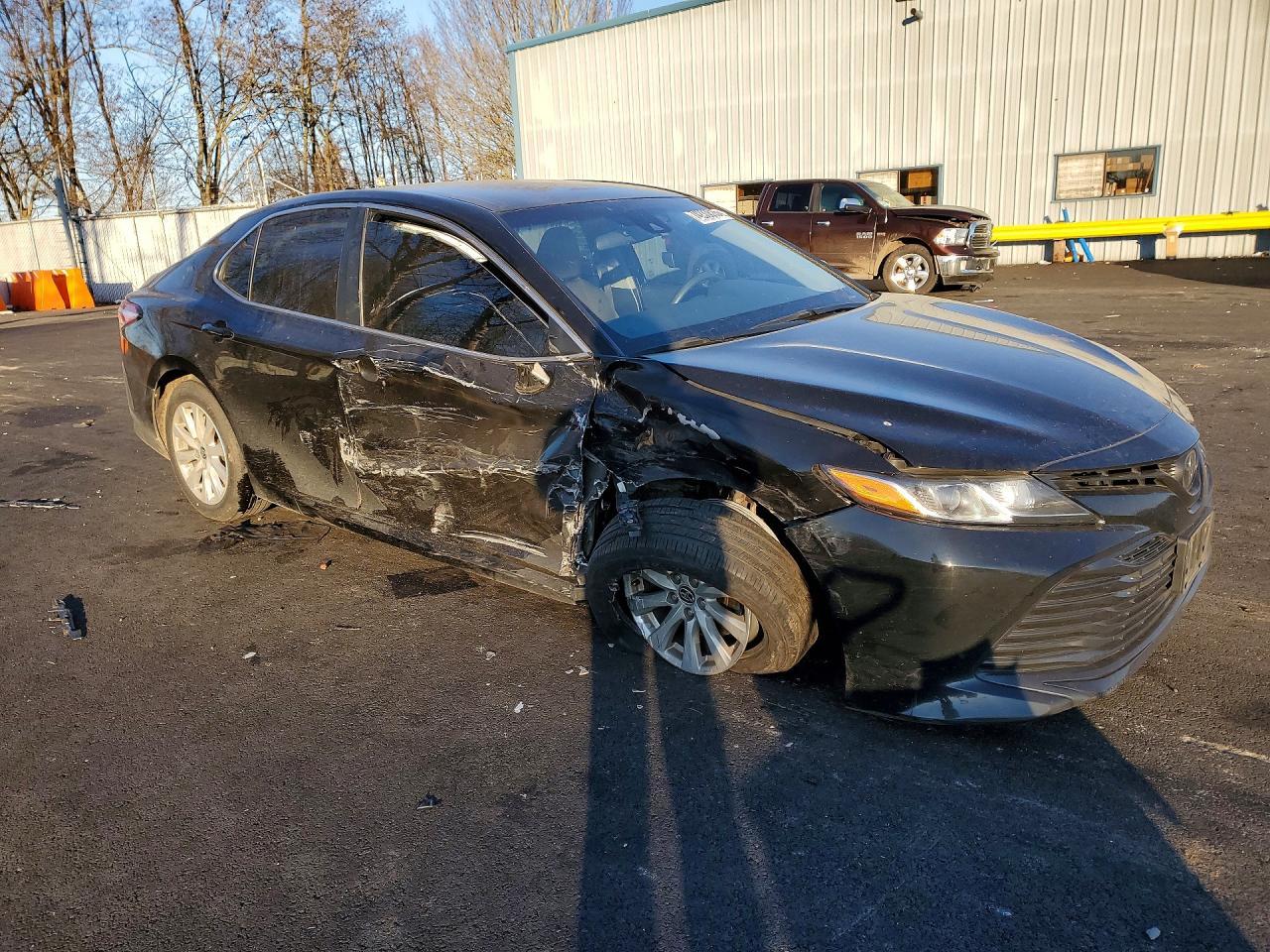 2020 Toyota Camry Le - Image 4