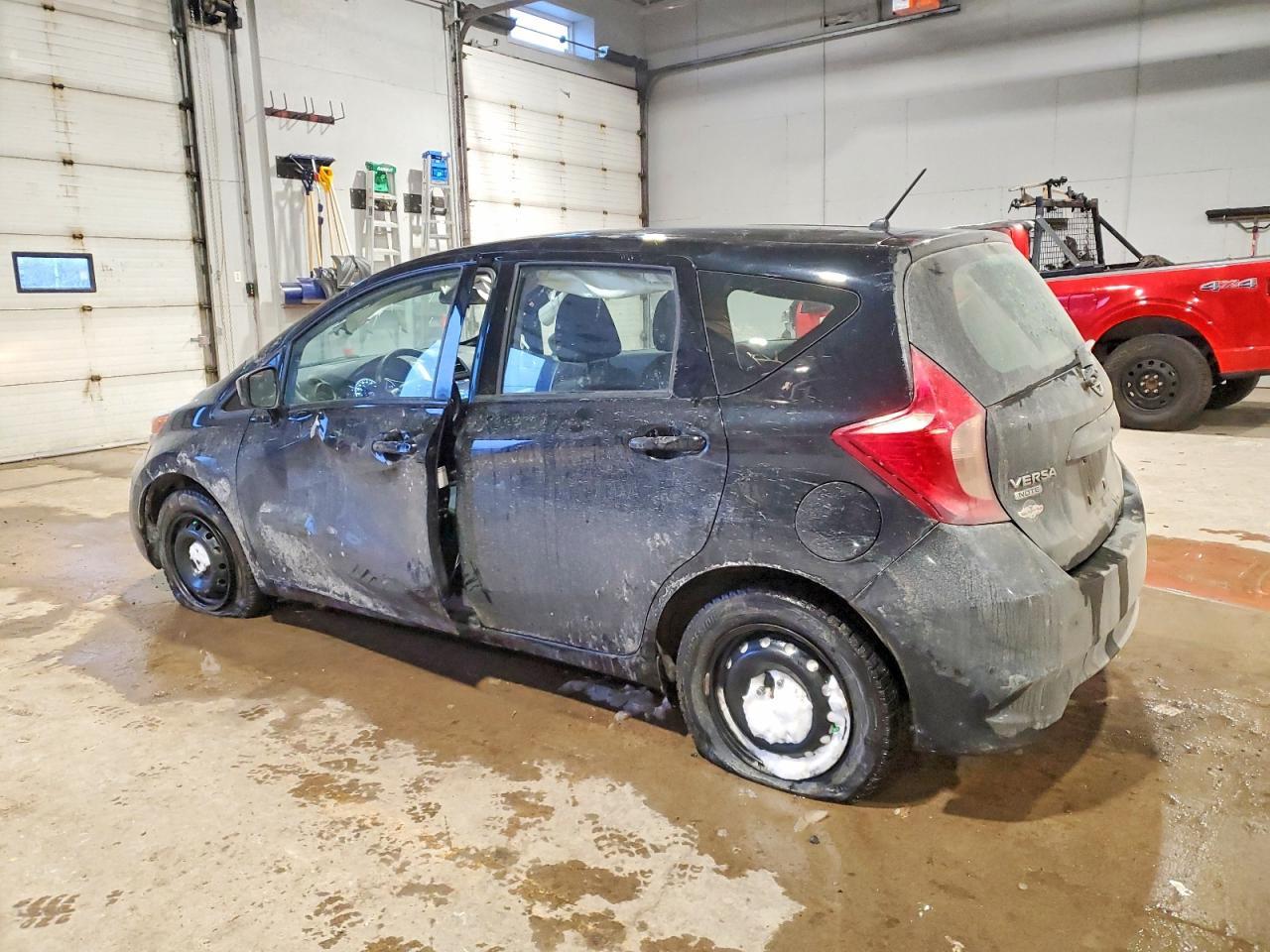 2019 Niss Versa Note S - Фото 2