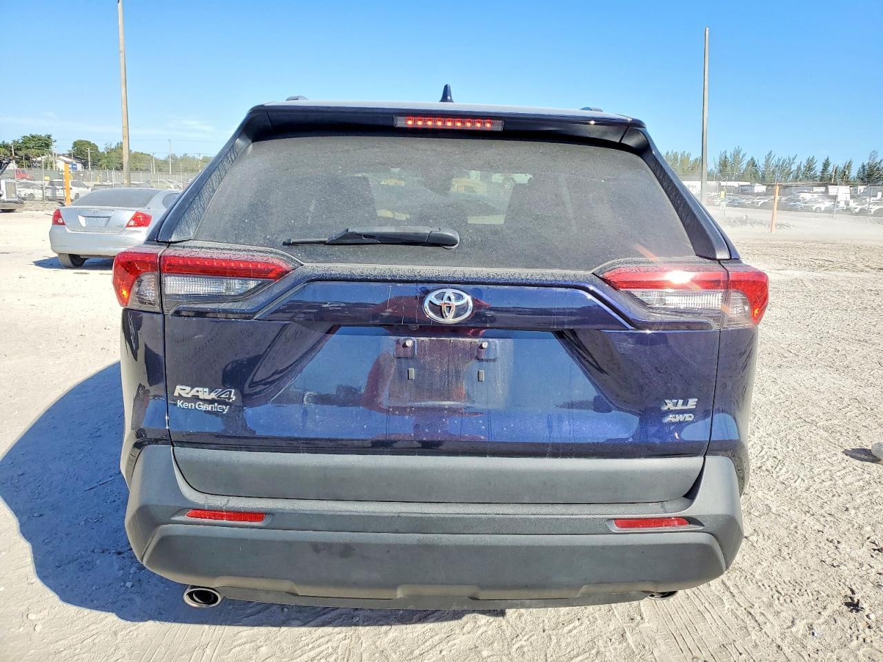 2020 Toyota Rav4 Xle - Фото 6