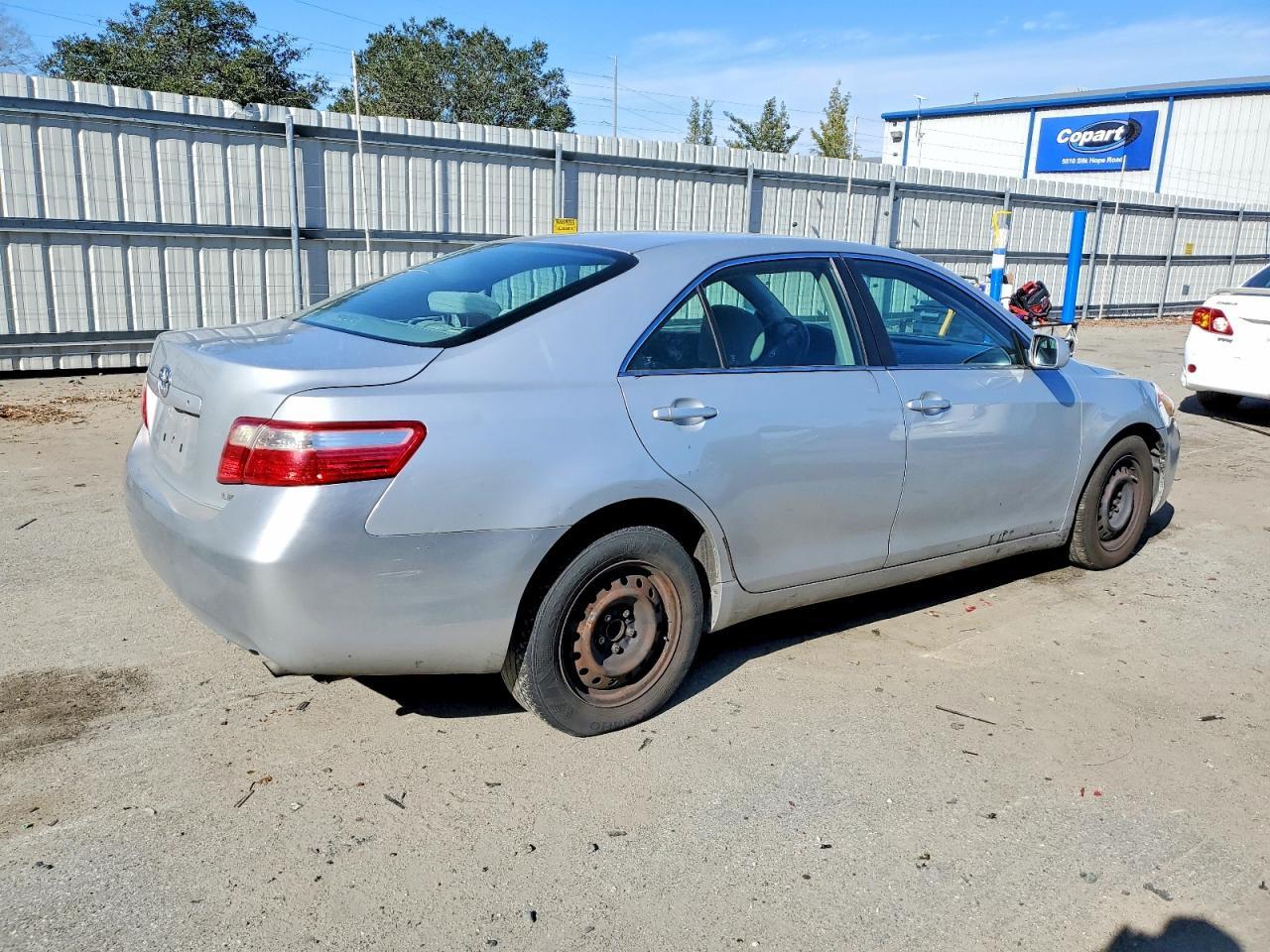 2007 Toyota Camry Ce - Image 3