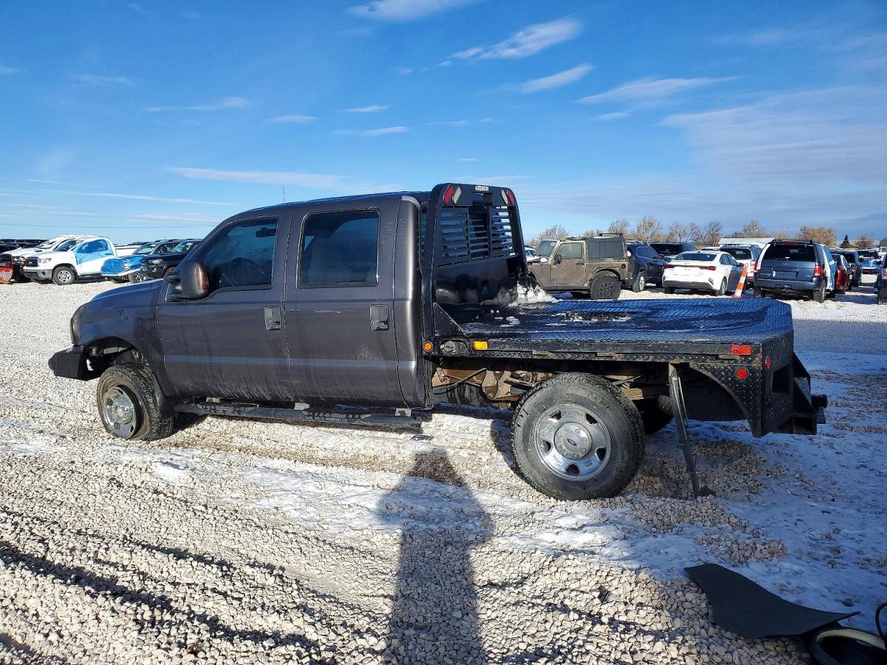 2006 Ford F250 Super Duty Flatbed Truck - Image 2