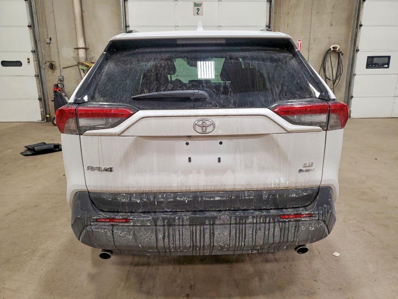 2025 Toyota Rav4 Le - Фото 6