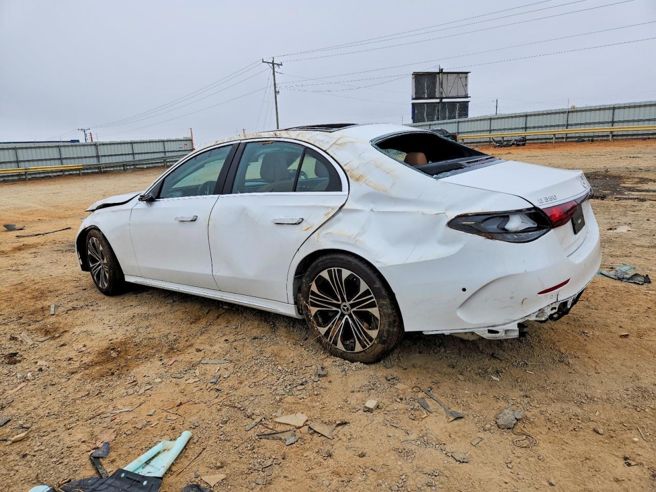 2024 Mercedes-Benz E 350 4Matic - Фото 2