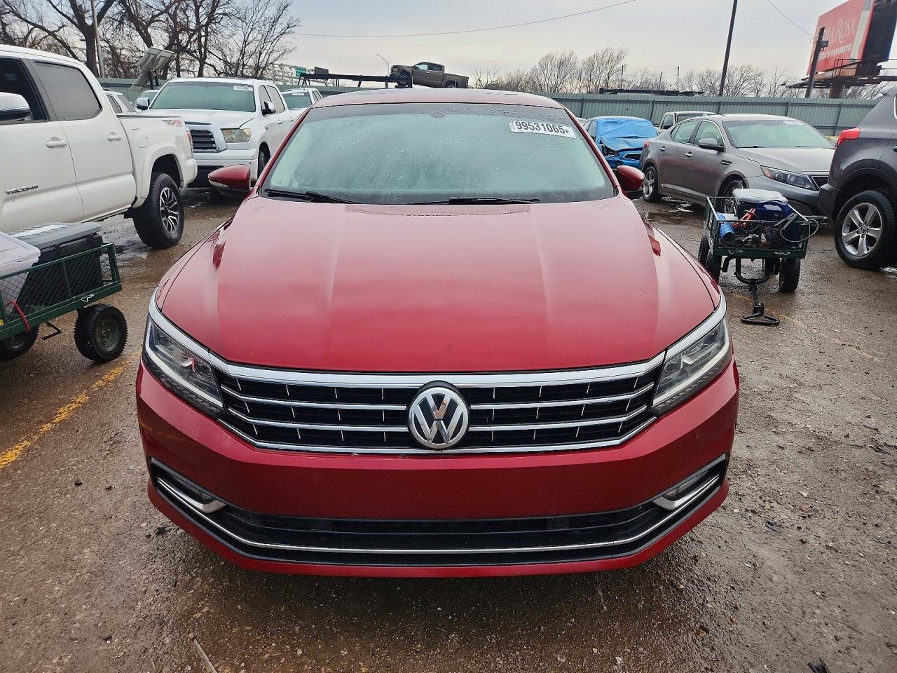 2017 Volkswagen Passat Se - Фото 5