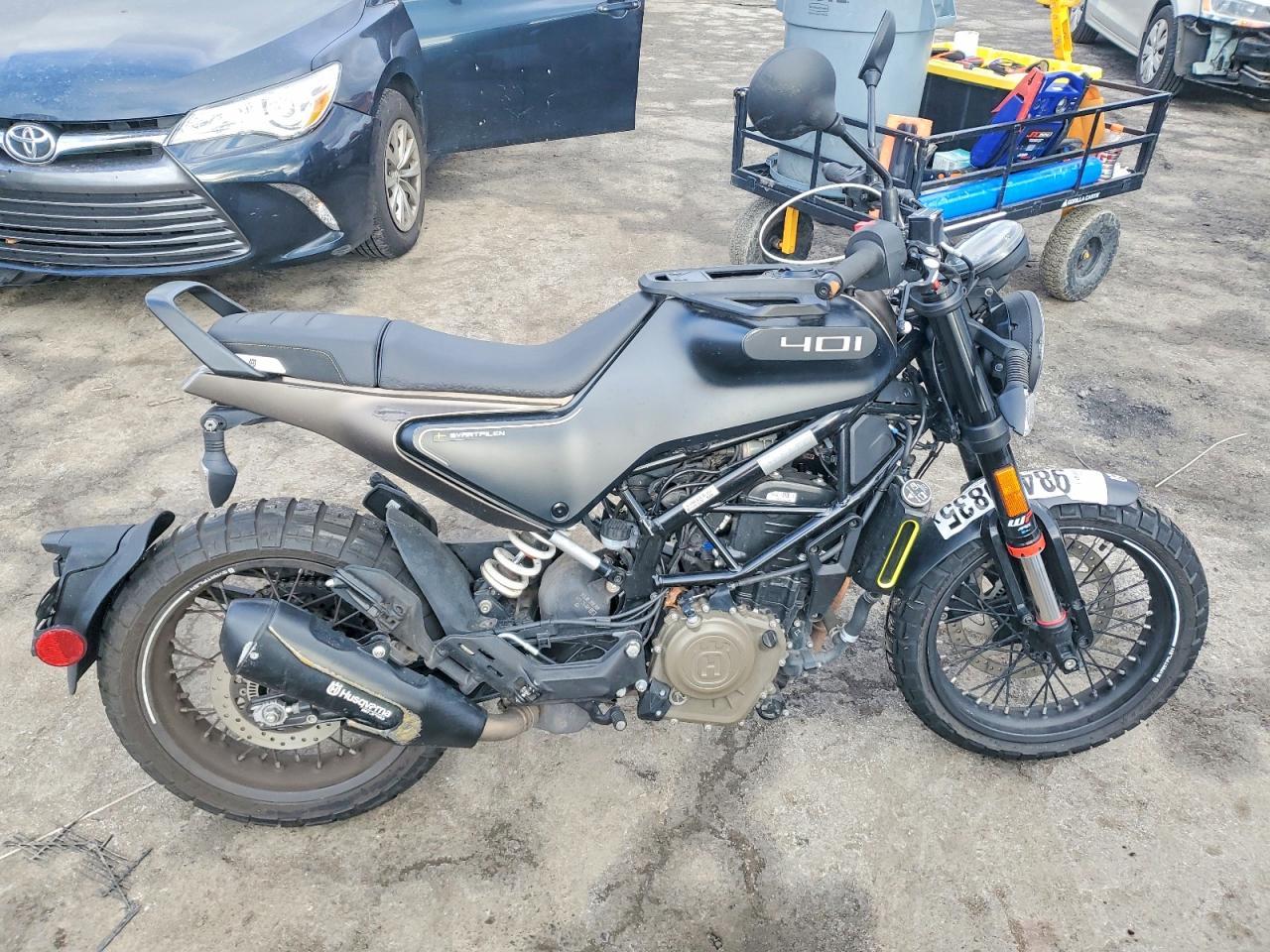 2023 Husqvarna Vitpilen 401/Svartpilen 401