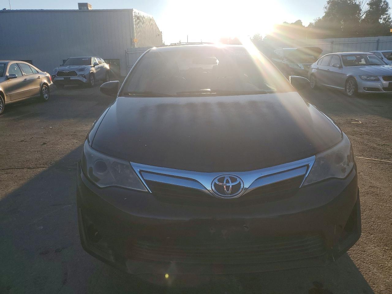 2015 Toyota Camery - Фото 5