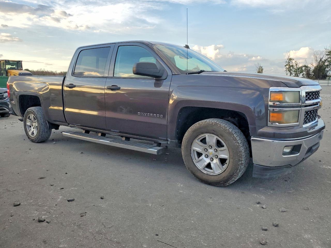 2014 Chev Silverado - Фото 4