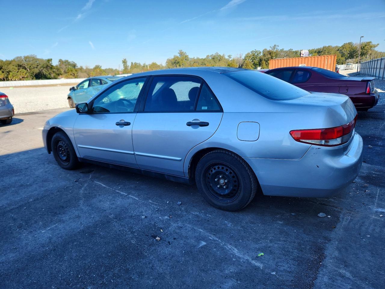 2004 Honda Accord Dx - Фото 2