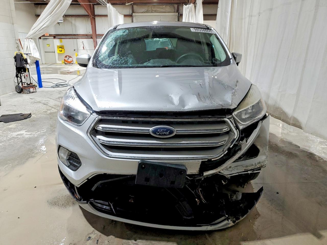 2019 Ford Escape Se - Фото 5