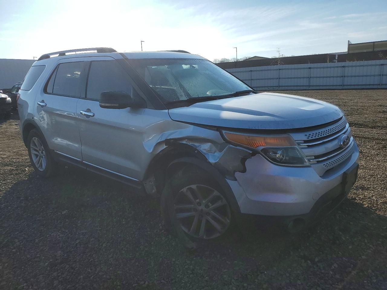 2011 Ford Explorer Xlt - Фото 4