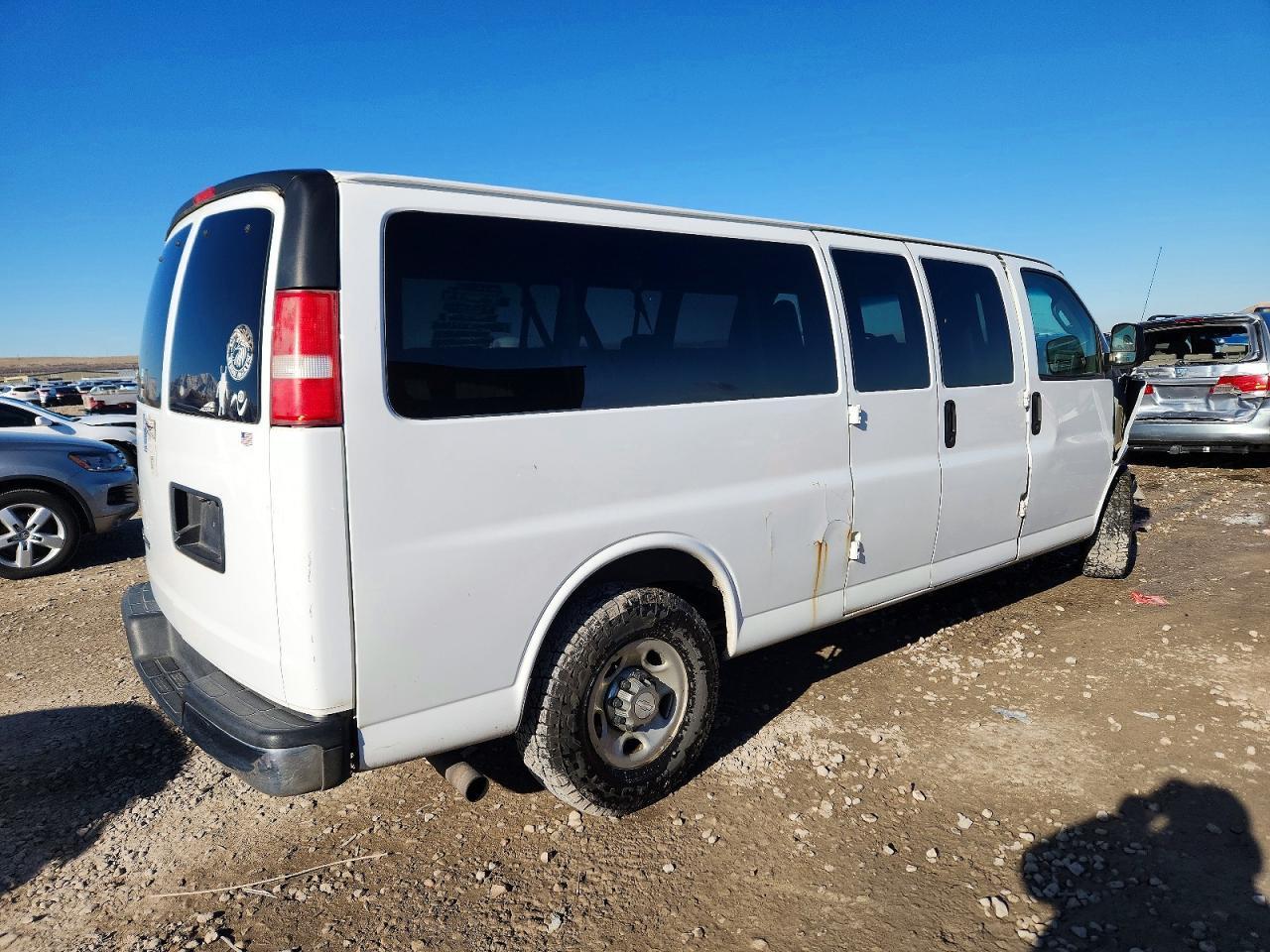 2017 Chevrolet Express G3500 Lt - Фото 3