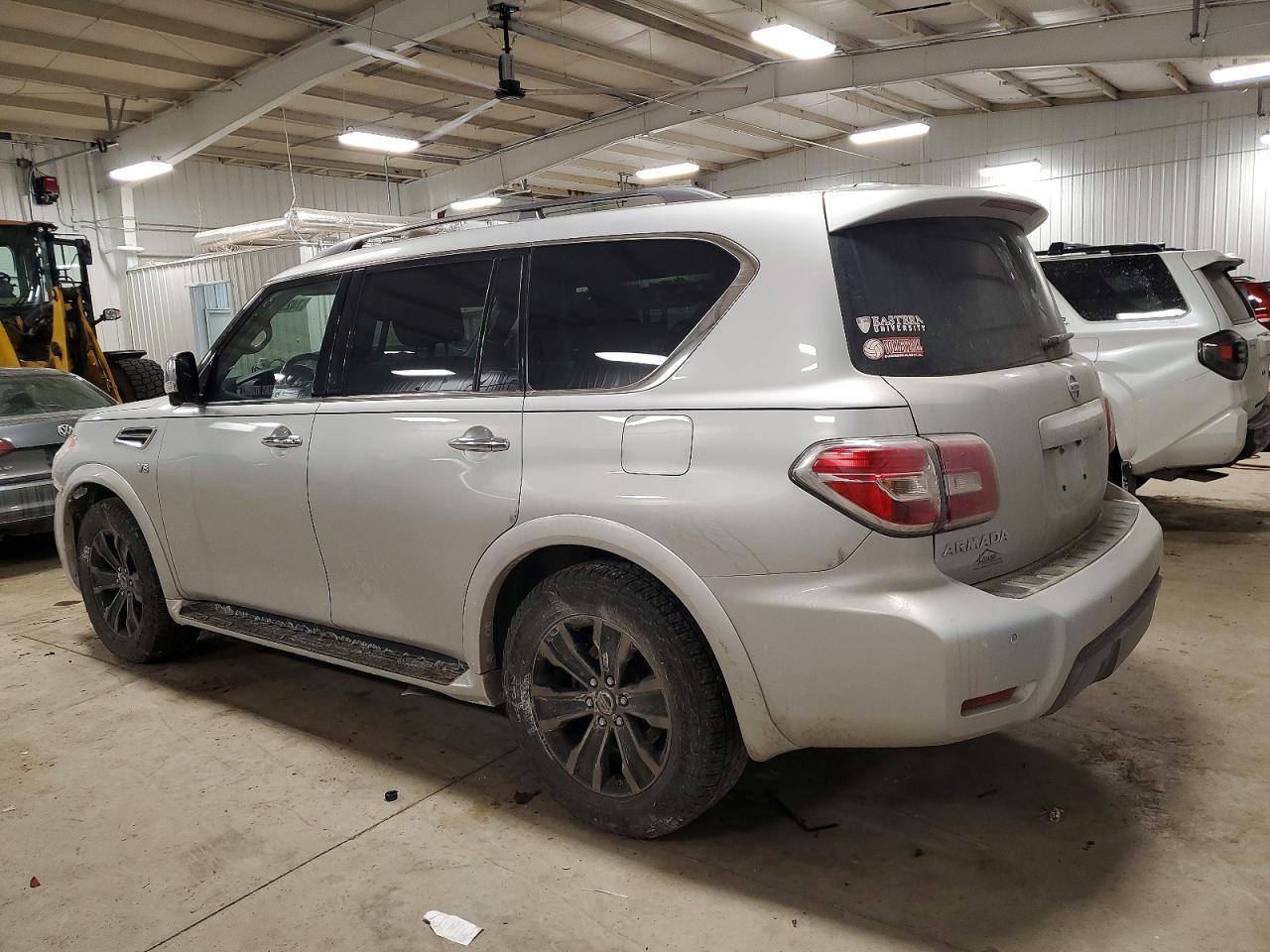 2019 Nissan Armada Platinum - Фото 2
