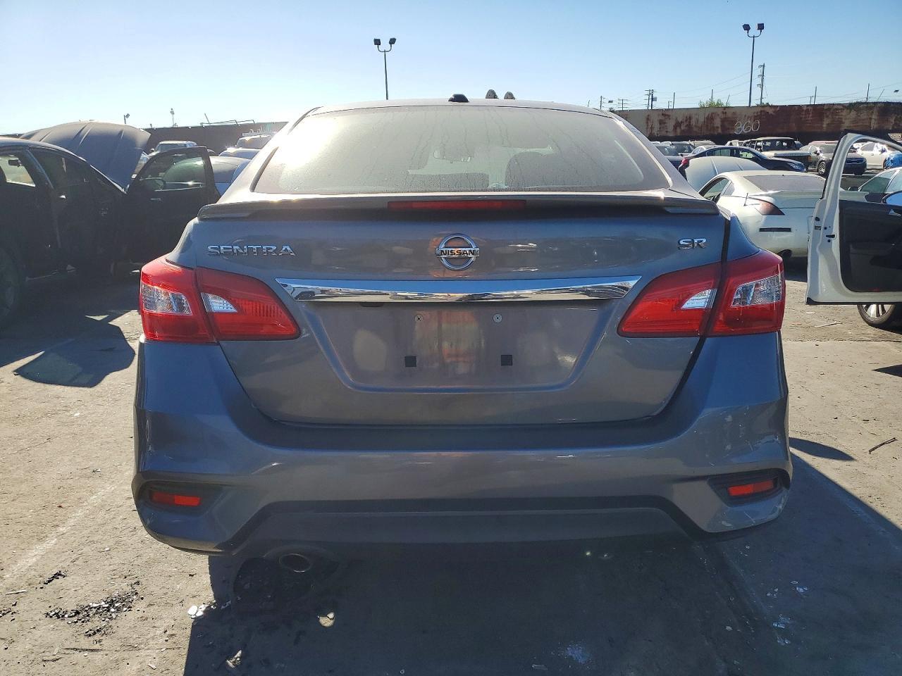 2019 Nissan Sentra S - Фото 6