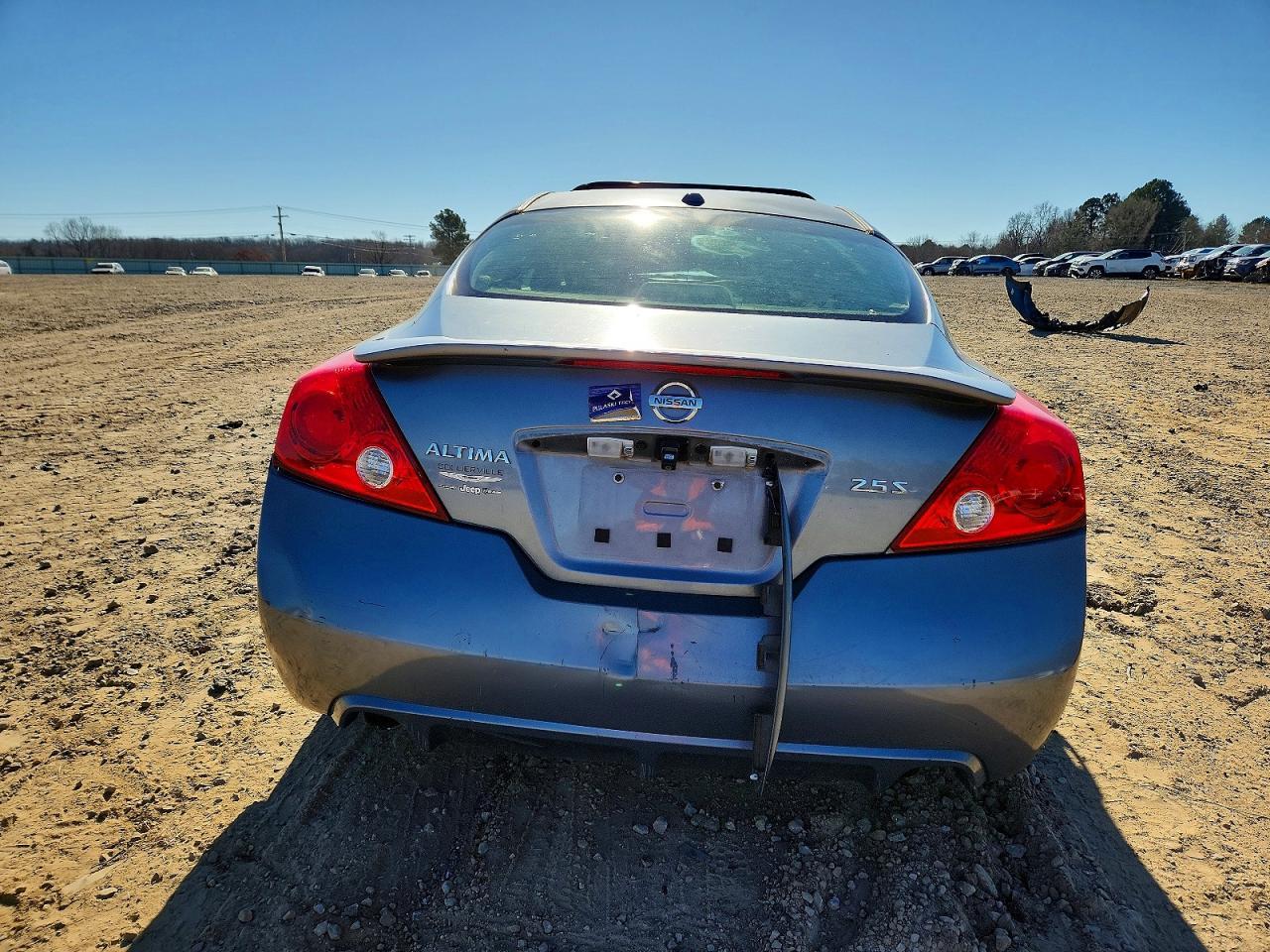 2011 Nissan Altima S - Image 6