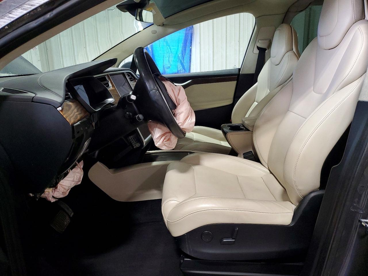 2018 Tesla Model X - Фото 7