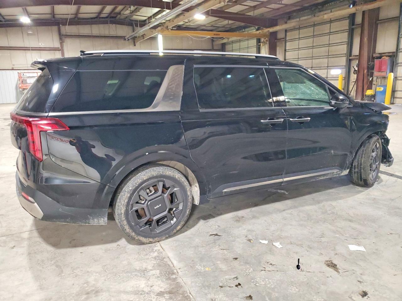 2025 Kia Carnival Sx - Фото 3