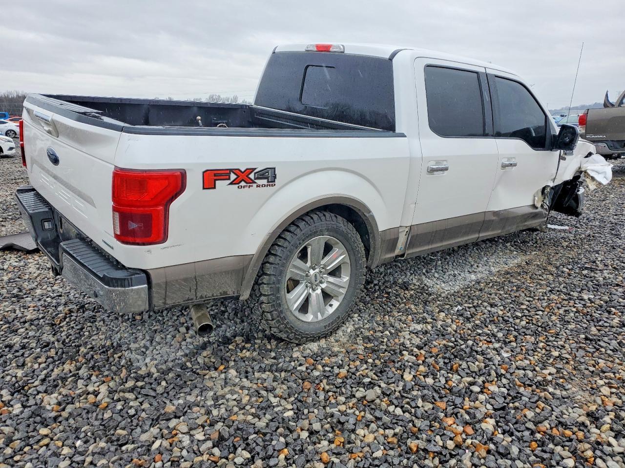 2018 Ford F150 Supercrew - Фото 3
