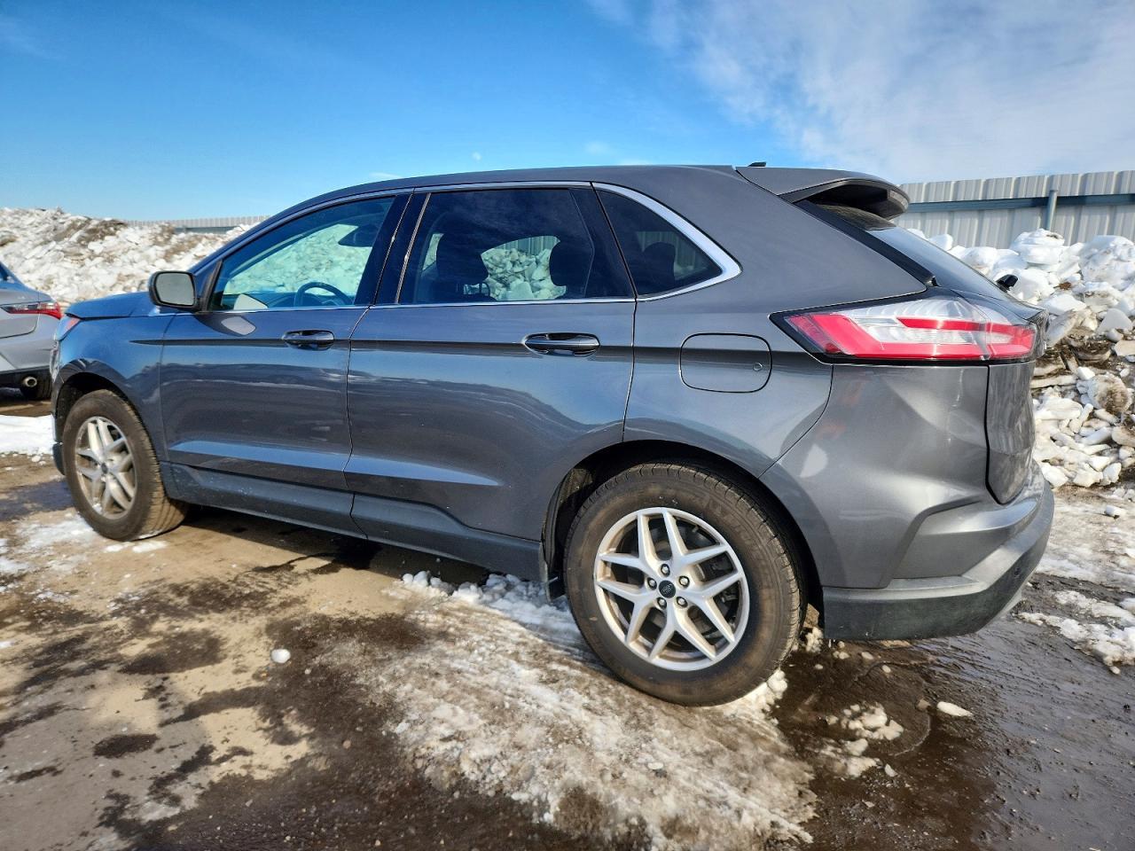 2024 Ford Edge Sel - Image 2