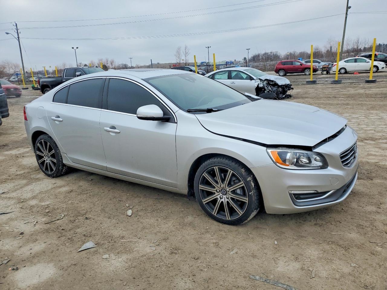 2017 Volvo S60 Premier - Image 4