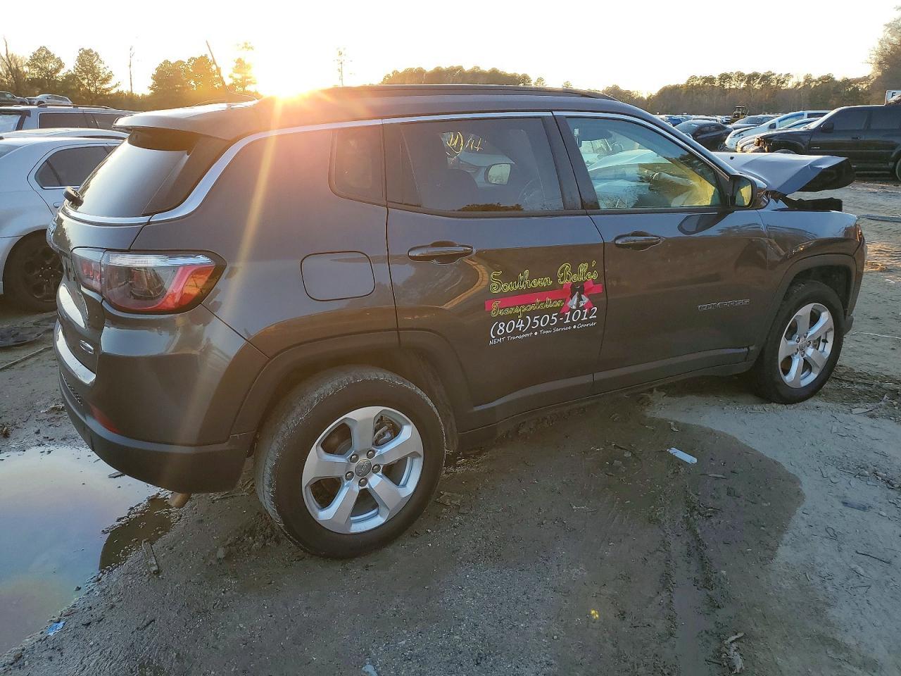 2021 Jeep Compass Latitude - Image 3