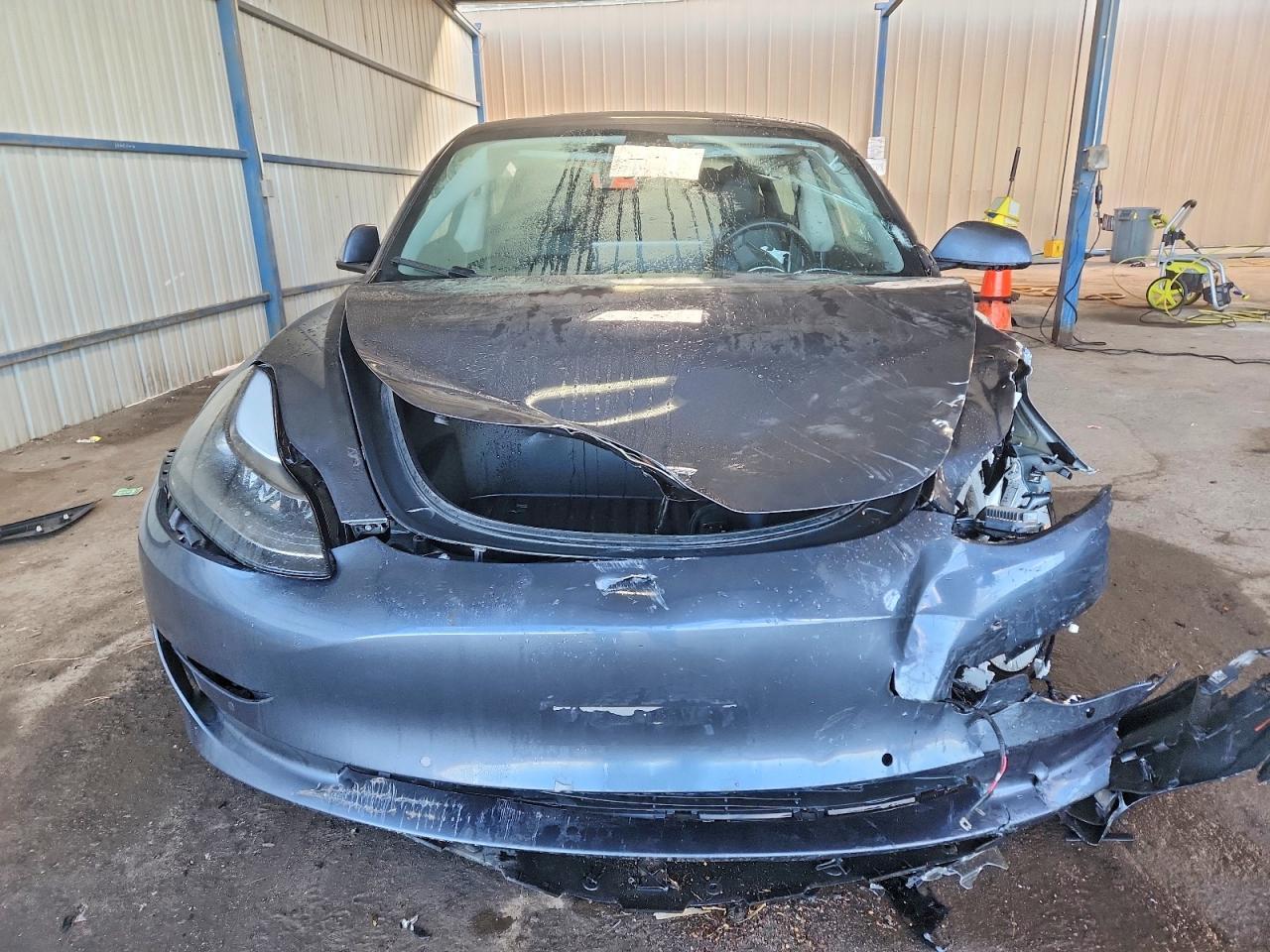 2022 Tesla Model 3 - Image 5
