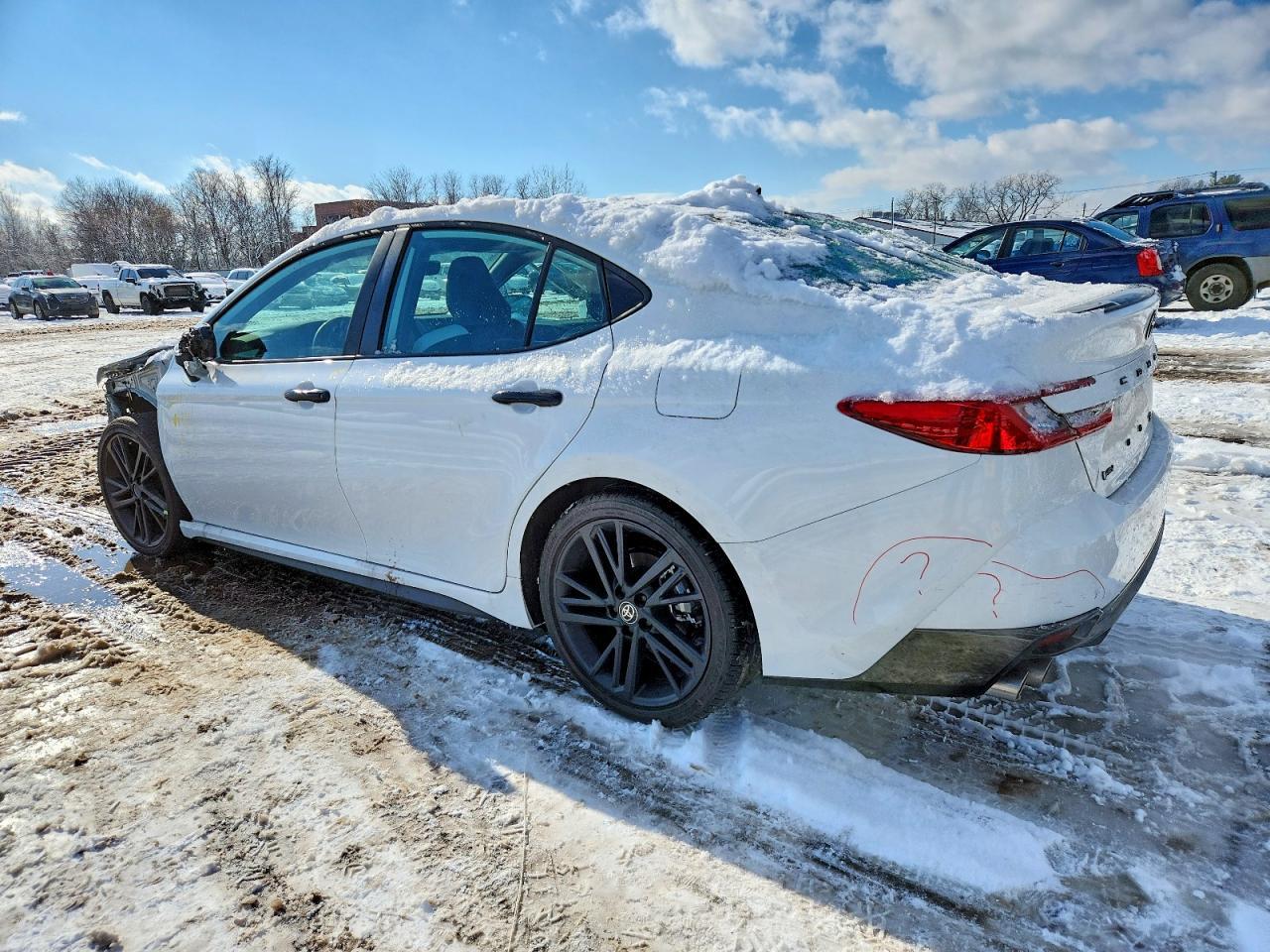 2026 Toyota Camry Xse - Фото 2