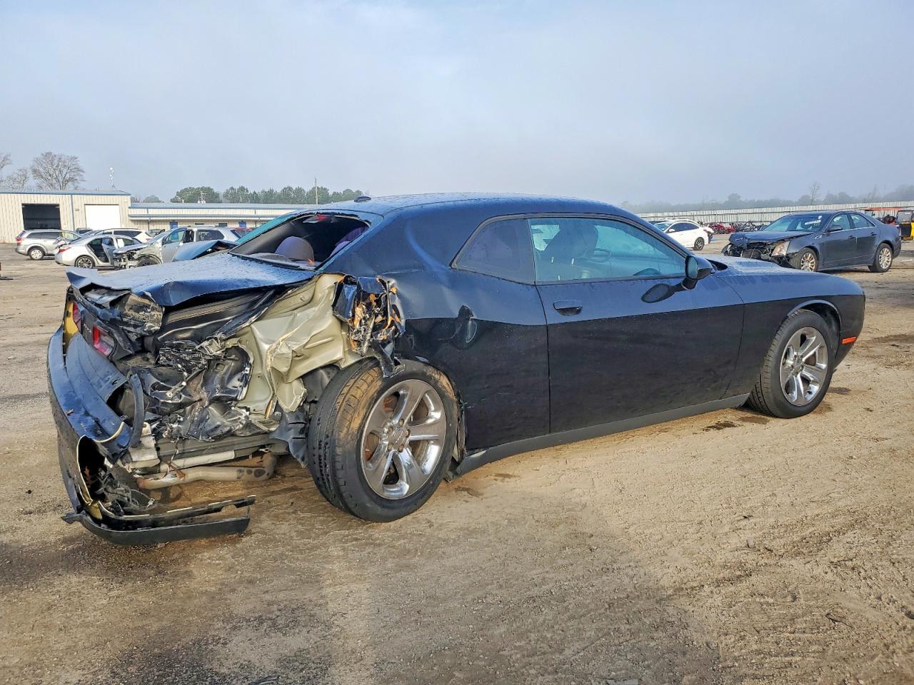 2017 Dodge Challenger Sxt - Фото 3