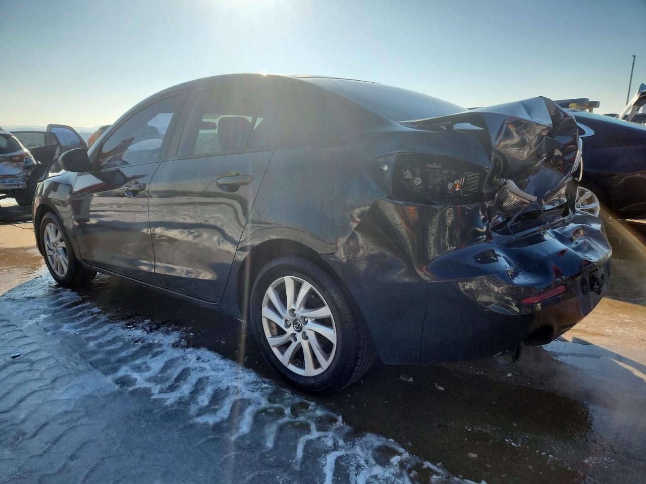 2013 Mazda 3 I - Фото 2